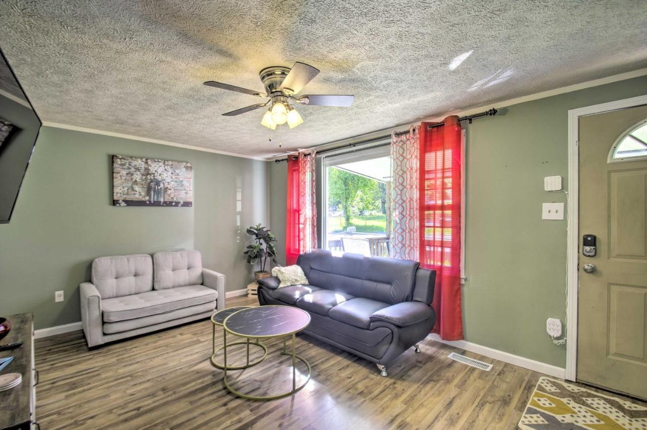 Dog-Friendly Fayetteville Home With Hot Tub! Bagian luar foto