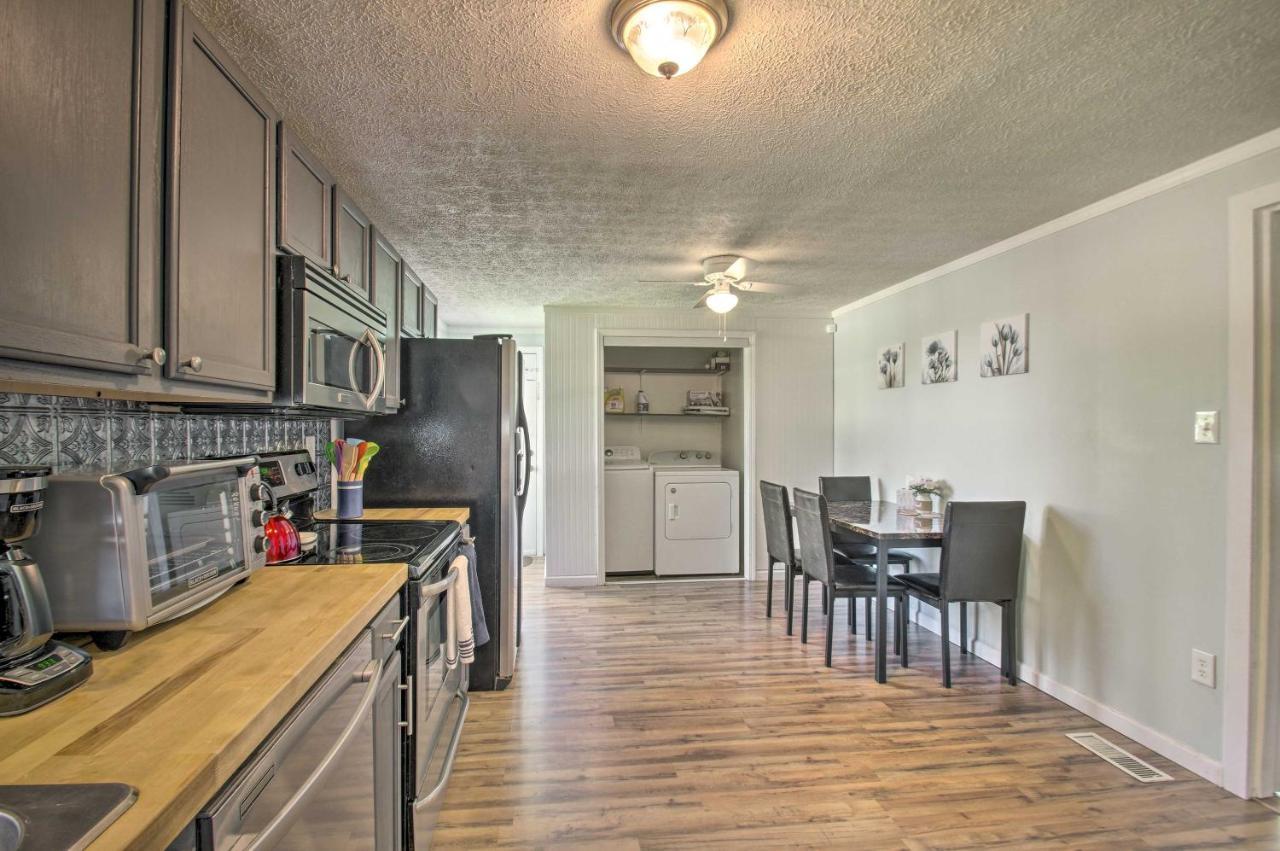 Dog-Friendly Fayetteville Home With Hot Tub! Bagian luar foto