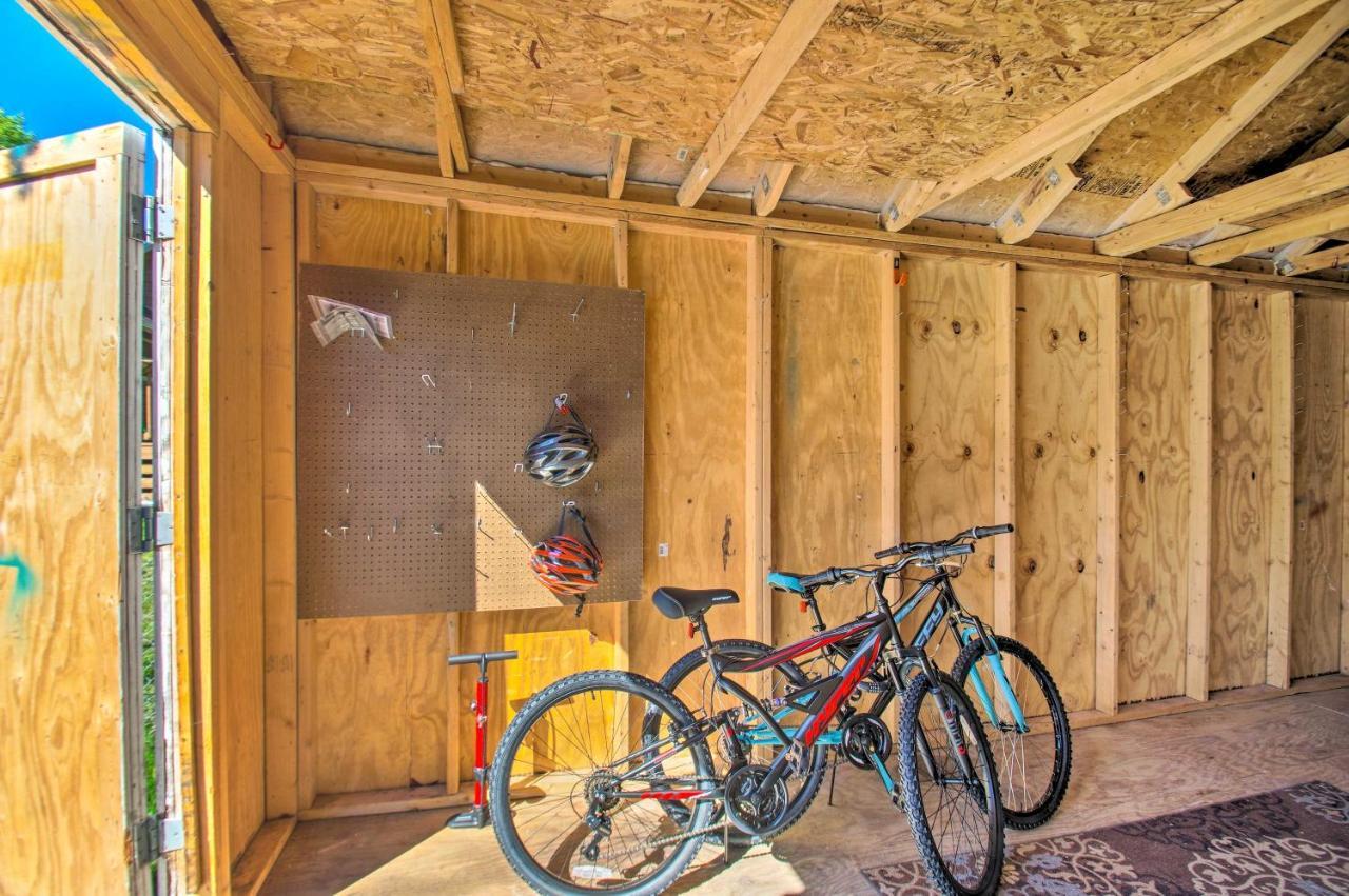 Dog-Friendly Fayetteville Home With Hot Tub! Bagian luar foto