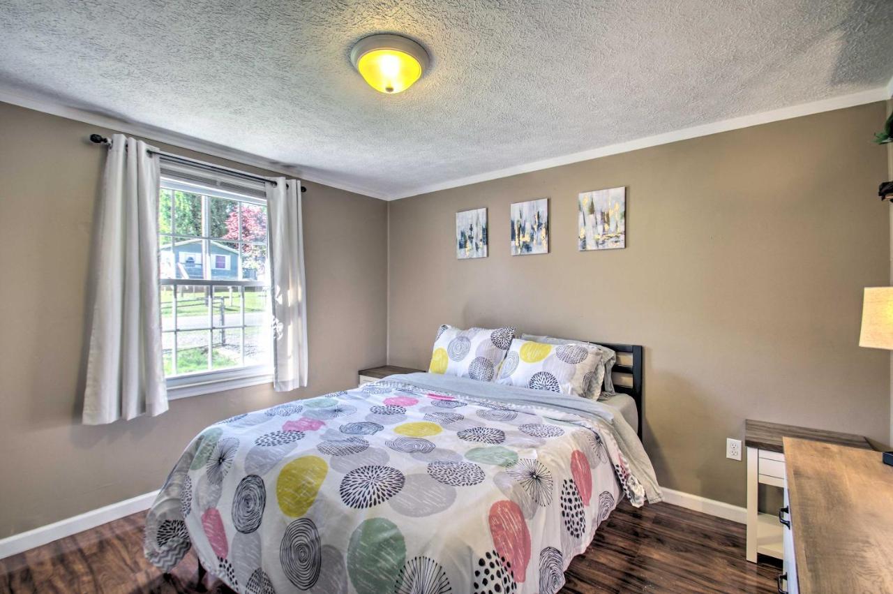 Dog-Friendly Fayetteville Home With Hot Tub! Bagian luar foto